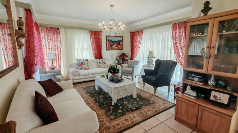 3 Bedroom Property for Sale in Reebok Western Cape